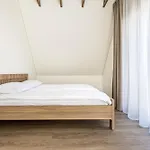 Appartement Marselis - By Pailsek Pajury