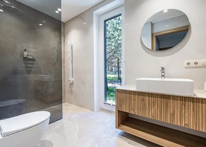 Marselis - By Pailsek Pajury